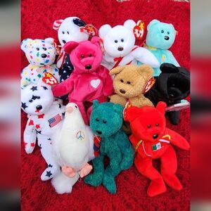 Ty Beanie Babies The Teddy Bear Supper Reare!